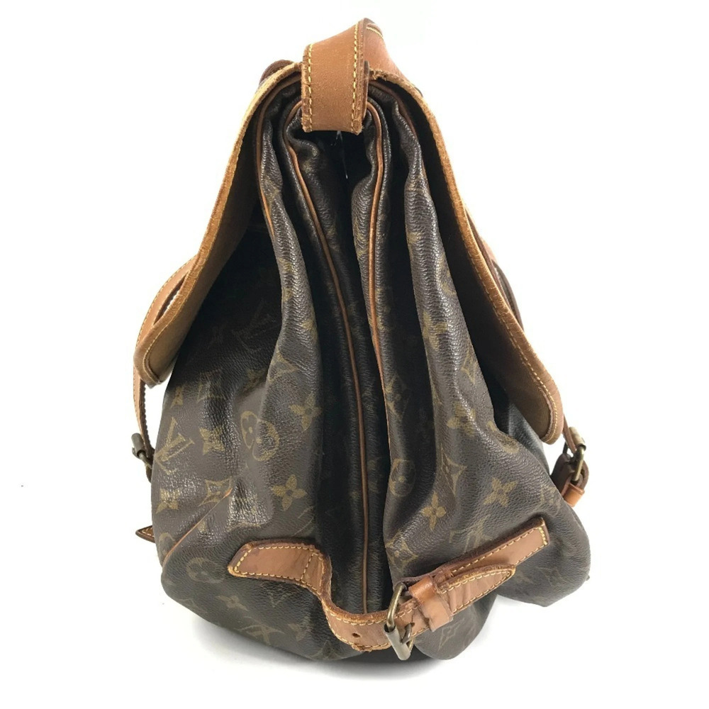 LOUIS VUITTON Brown Monogram Canvas Shoulder Bag - Picture 4 of 16